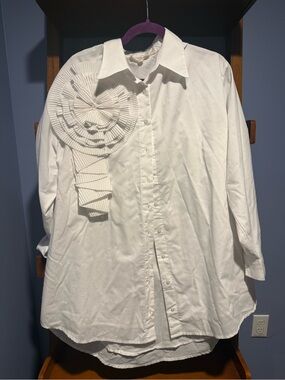 Women’s White Tunic Shirt with Decorative Pleated Detail